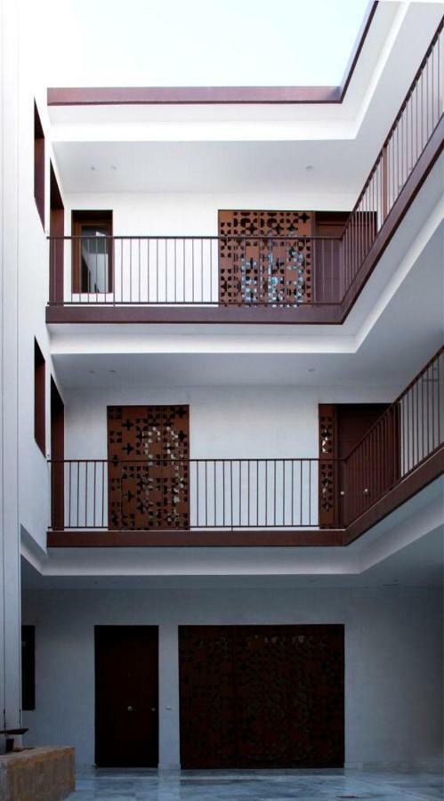 Apartamento Con Terraza En San Luis Seville Exterior photo