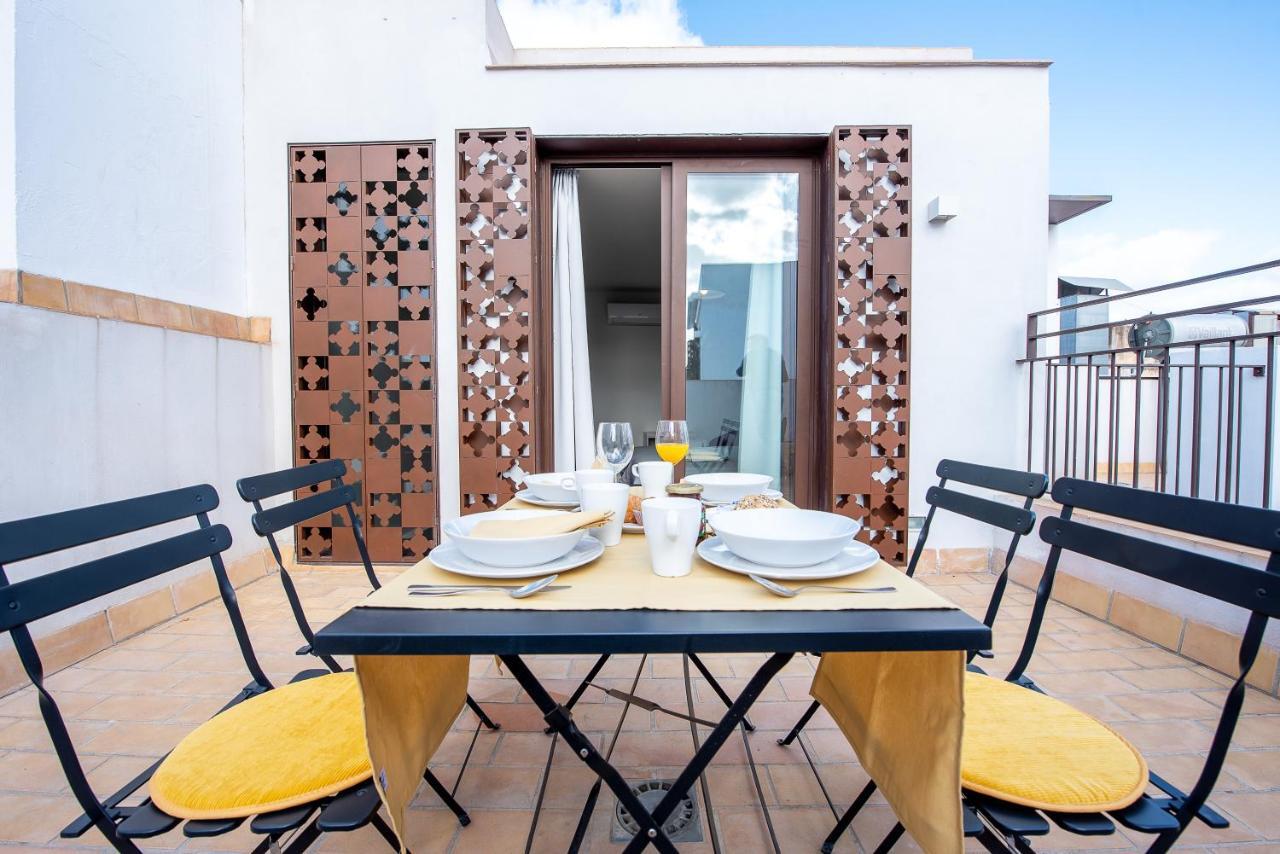 Apartamento Con Terraza En San Luis Seville Exterior photo
